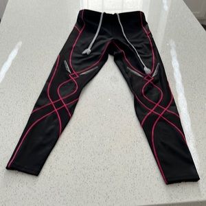 CW-X compression running pants - large